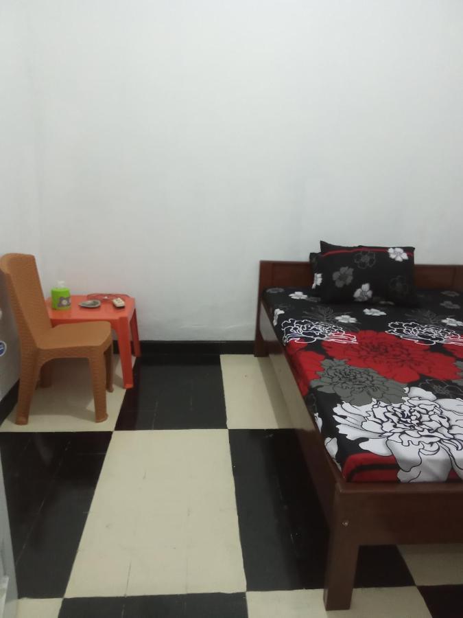 K Adventure Homestay Ketapang  Extérieur photo