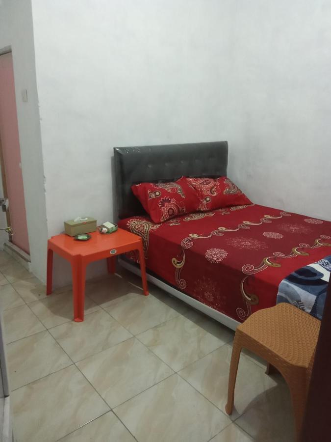 K Adventure Homestay Ketapang  Extérieur photo